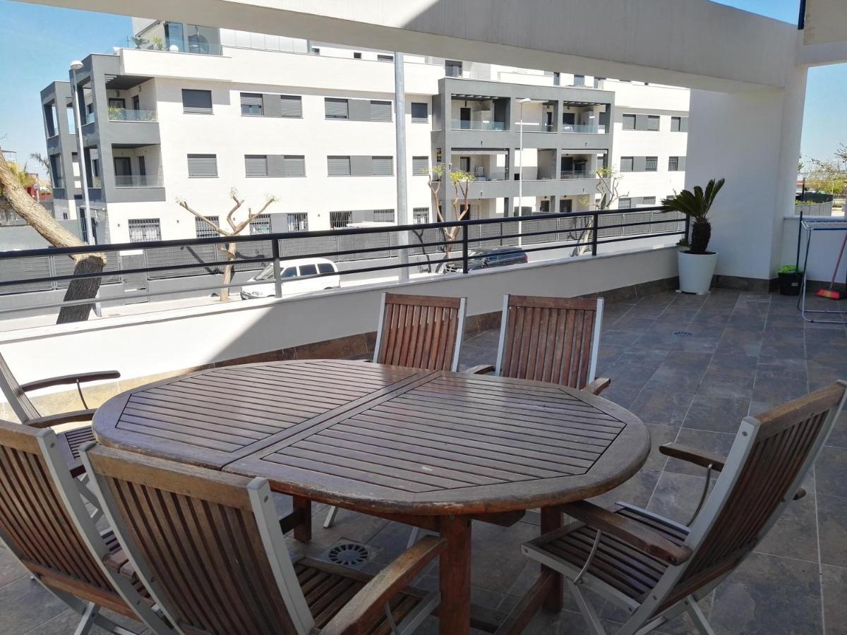 הוילה Sanlúcar de Barrameda Vivienda Avenida De La Manzanilla מראה חיצוני תמונה
